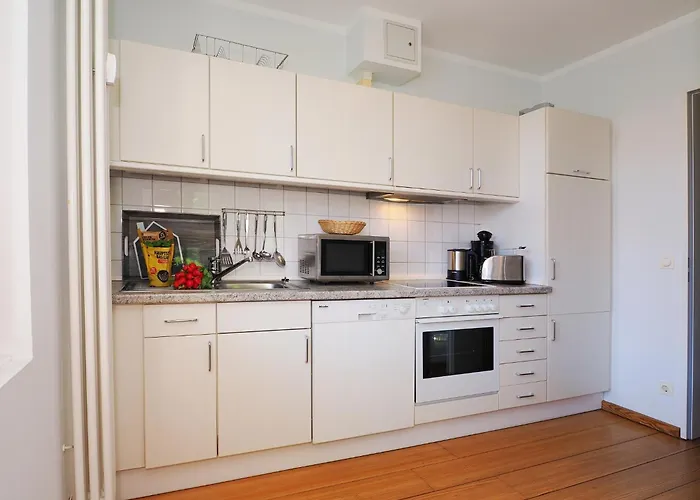 Kaiservillen Heringsdorf - Ferienwohnung Mit 1 Schlafzimmer Und Balkon D132