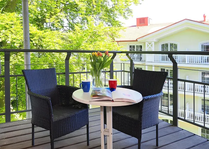 Kaiservillen Heringsdorf - Ferienwohnung Mit 1 Schlafzimmer Und Balkon D132